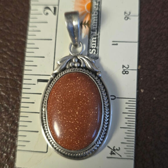 Vintage Sunstone Pendant. Set in Sterling Silver‎ - Picture 1 of 5